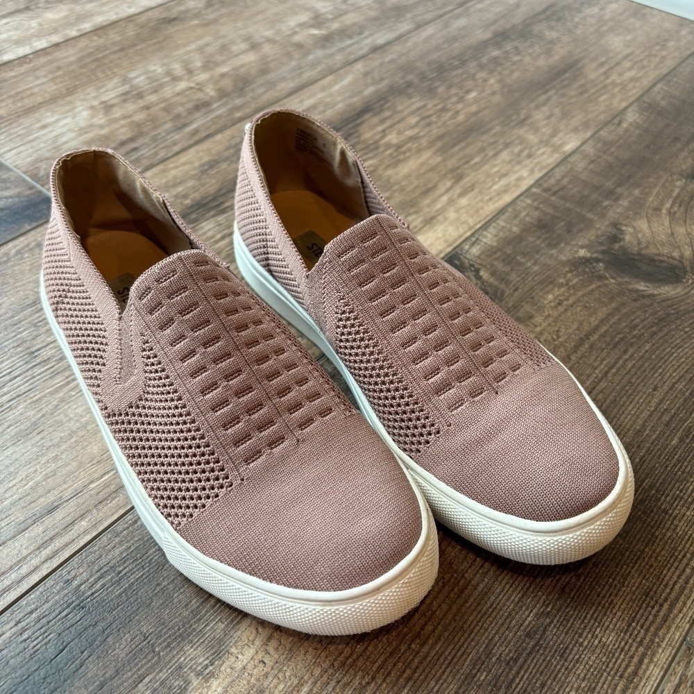 Steve Madden Freeda Stretch Knit Slip on Sneaker Women's Size 8 - Picture 2 of 10